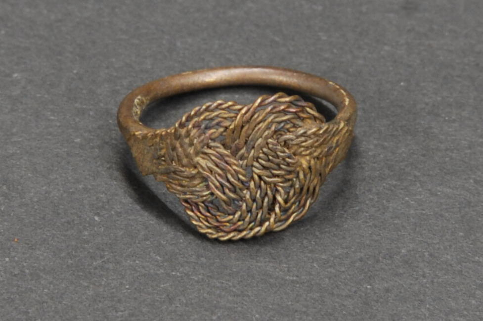ring, no. 5235