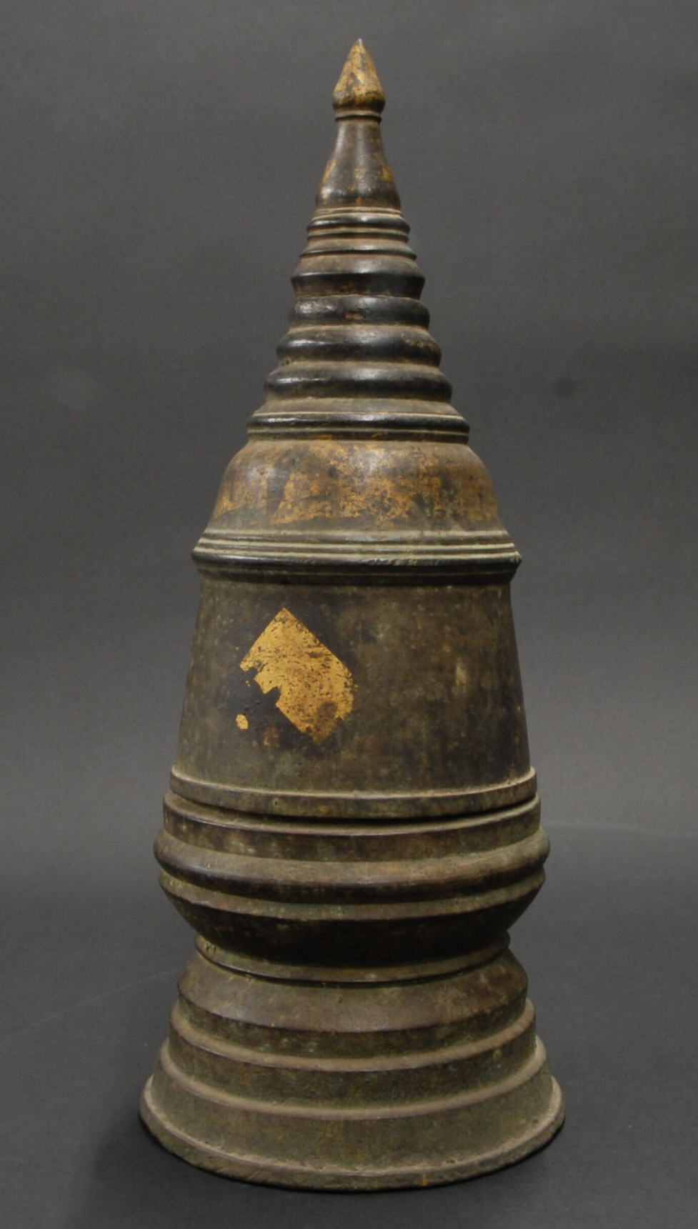 relic container, no. 19082